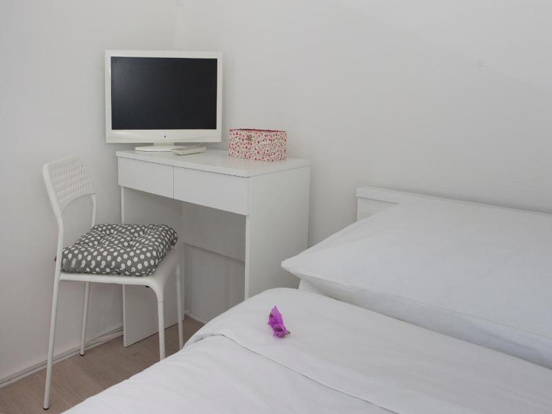 Rooms Lana image