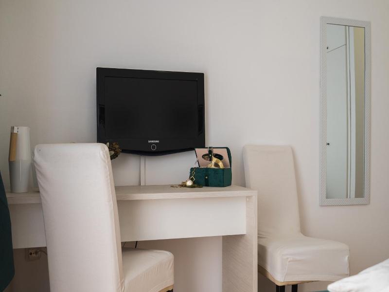 Rooms Lana image