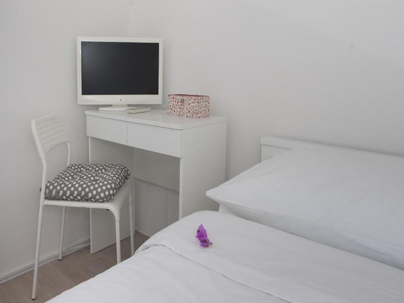 Rooms Lana image