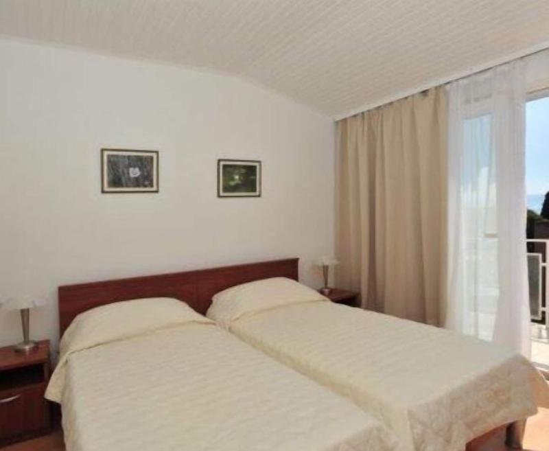 Rooms Lana image