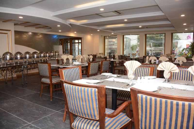 Faletti's Express Hotel image