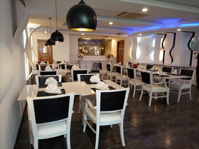 Faletti's Express Hotel image