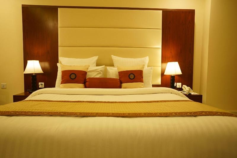 Faletti's Express Hotel image