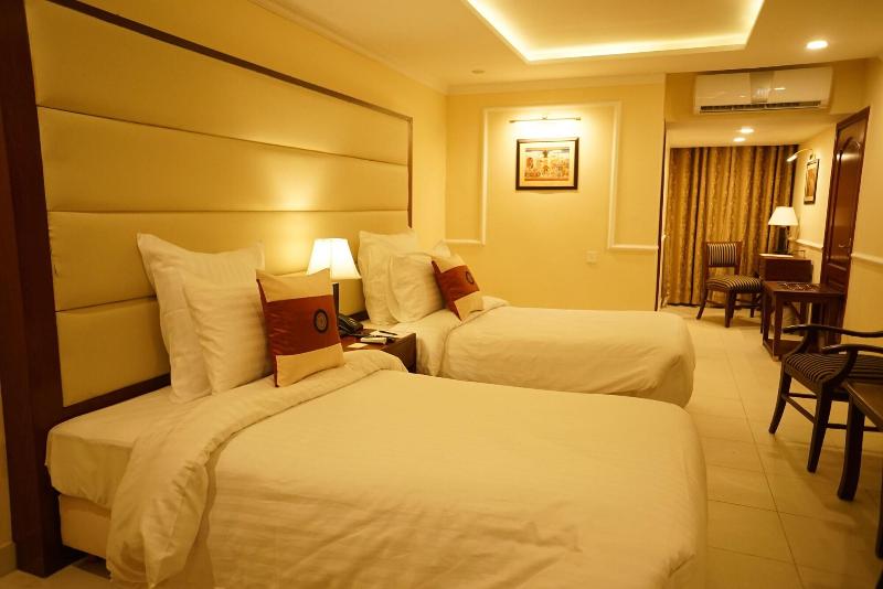Faletti's Express Hotel image
