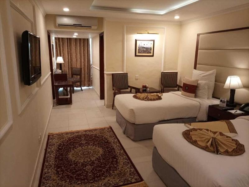Faletti's Express Hotel image