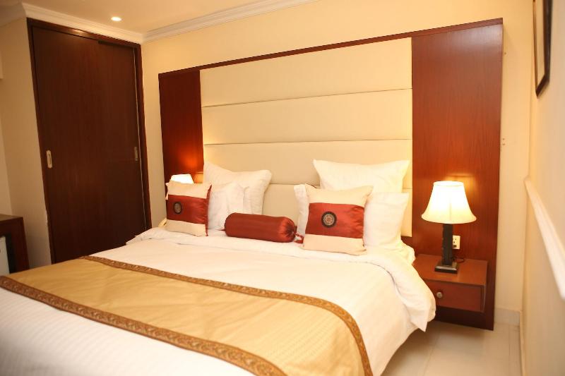 Faletti's Express Hotel image