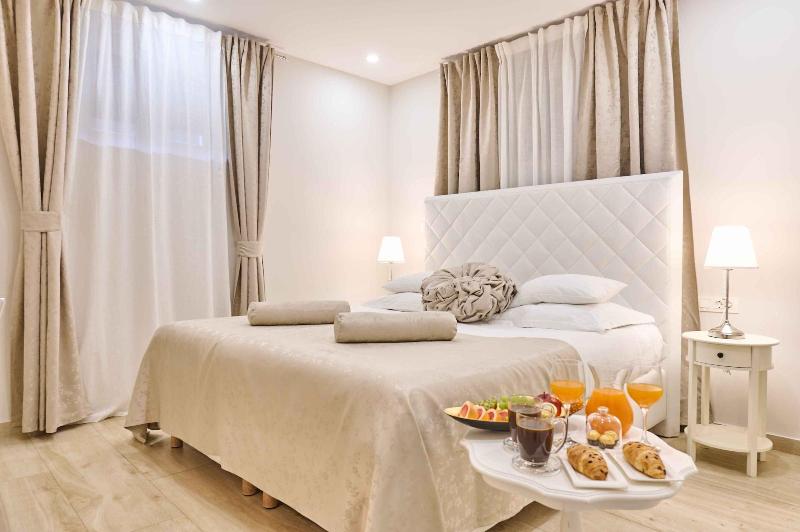 Best Location Rooms image