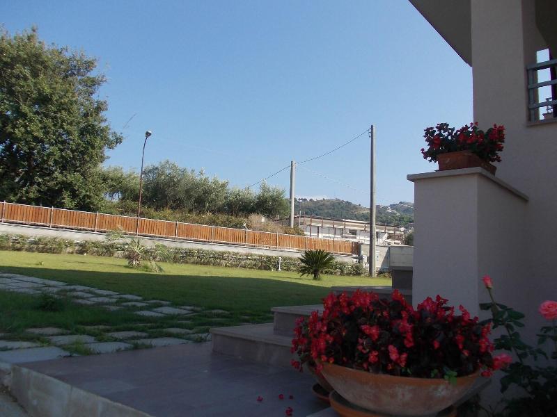 Villa Lauro Luxury B&B image