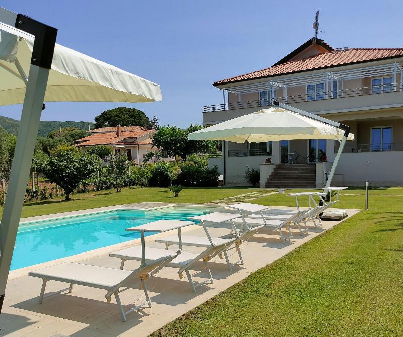 Villa Lauro Luxury B&B image