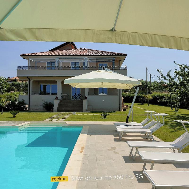 Villa Lauro Luxury B&B image