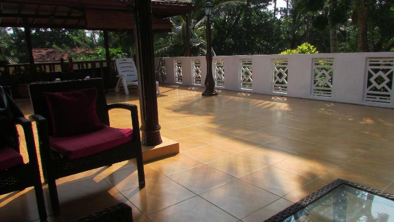 Sankarest Villa image