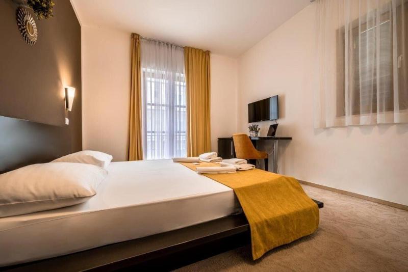 Hotel Nikola image