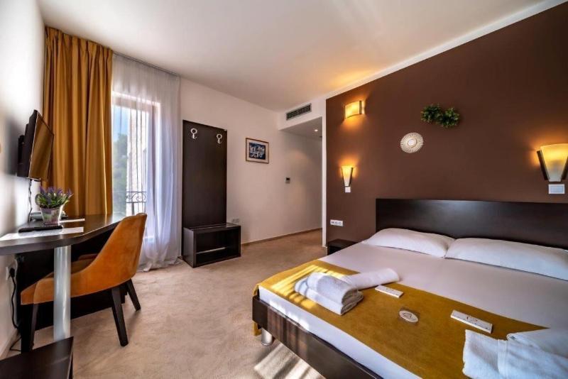 Hotel Nikola image