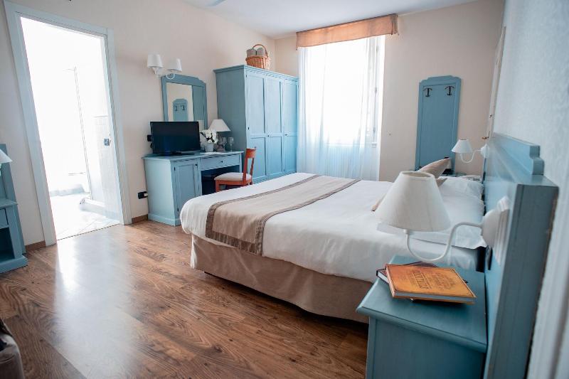 Hotel Villa Aurora image