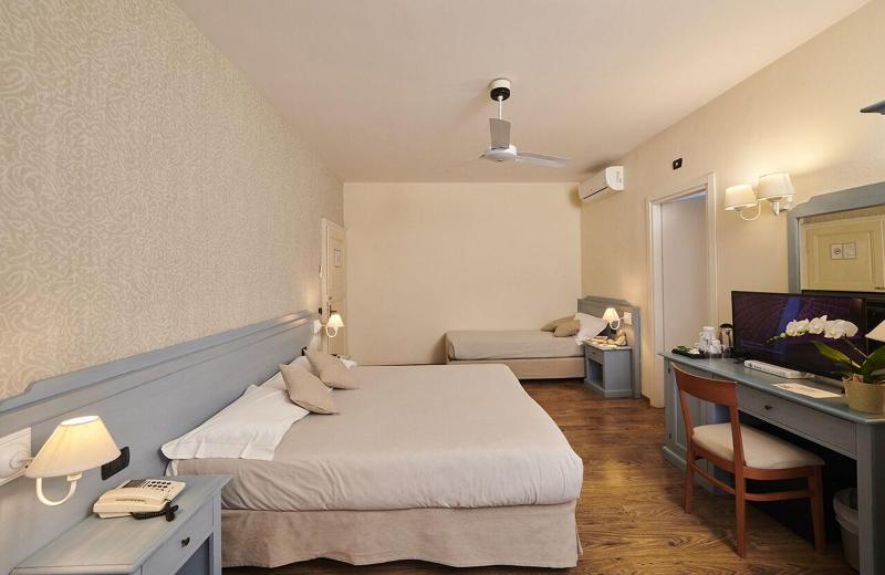 Hotel Villa Aurora image