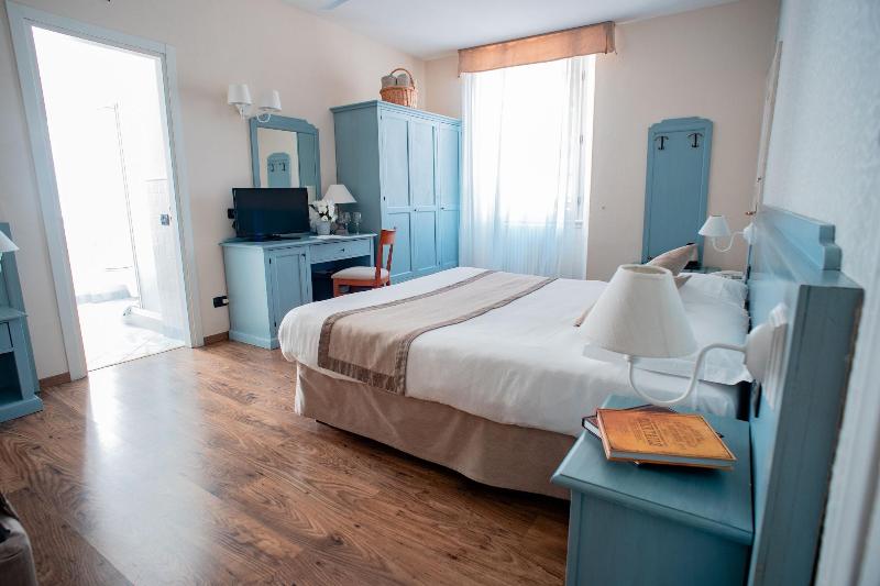 Hotel Villa Aurora image