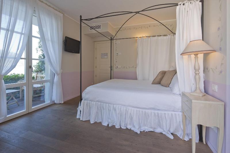 Hotel Villa Aurora image