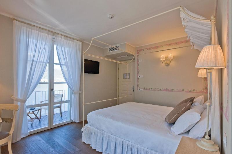Hotel Villa Aurora image
