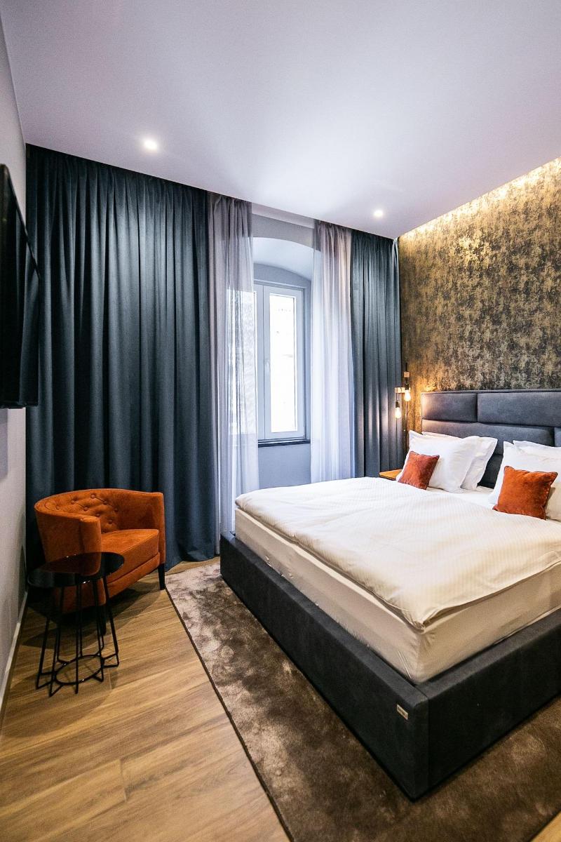 Teatro Suite & Rooms image