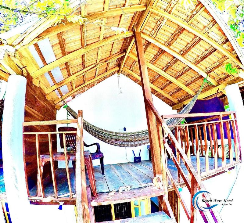 Beach Wave Hotel image