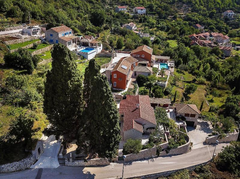 NINON - Design B&B - Adults Only image