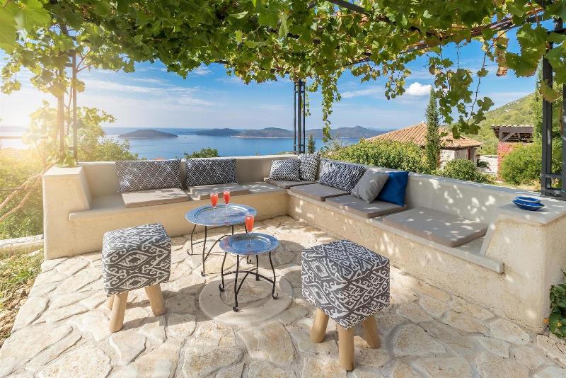 NINON - Design B&B - Adults Only image