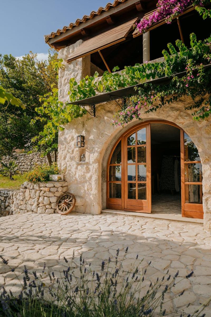 NINON - Design B&B - Adults Only image