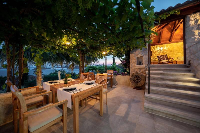 NINON - Design B&B - Adults Only image