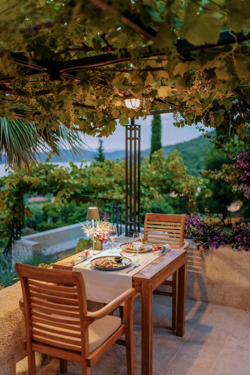 NINON - Design B&B - Adults Only image