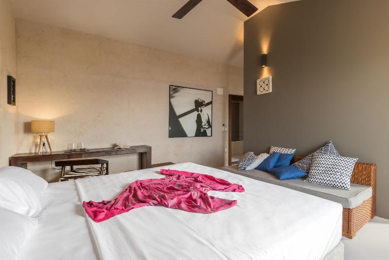 NINON - Design B&B - Adults Only image