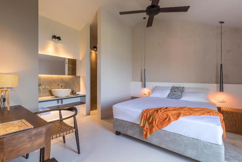 NINON - Design B&B - Adults Only image