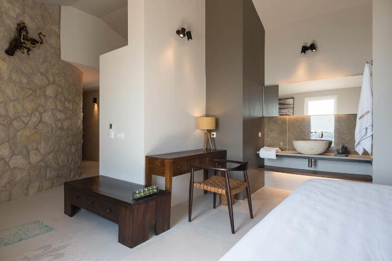 NINON - Design B&B - Adults Only image