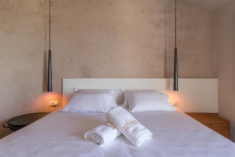 NINON - Design B&B - Adults Only image