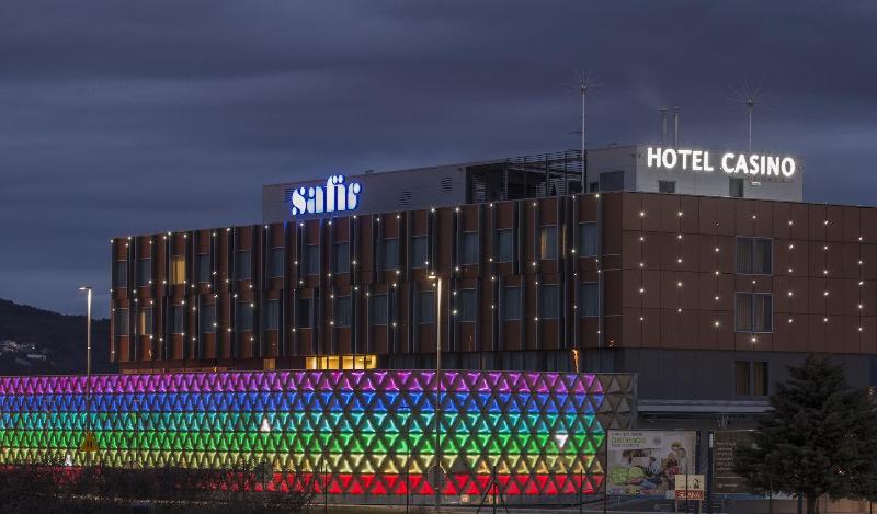 Hotel Safir Casino image