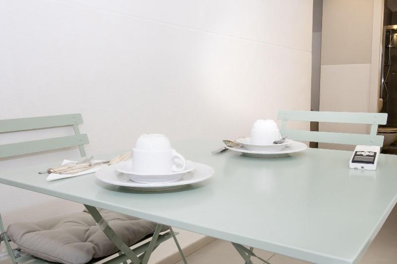Le Tre Sorelle image