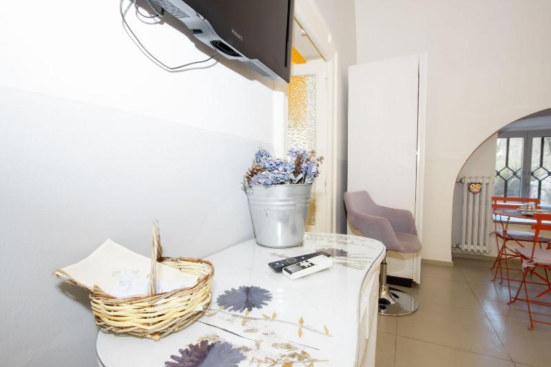 Le Tre Sorelle image