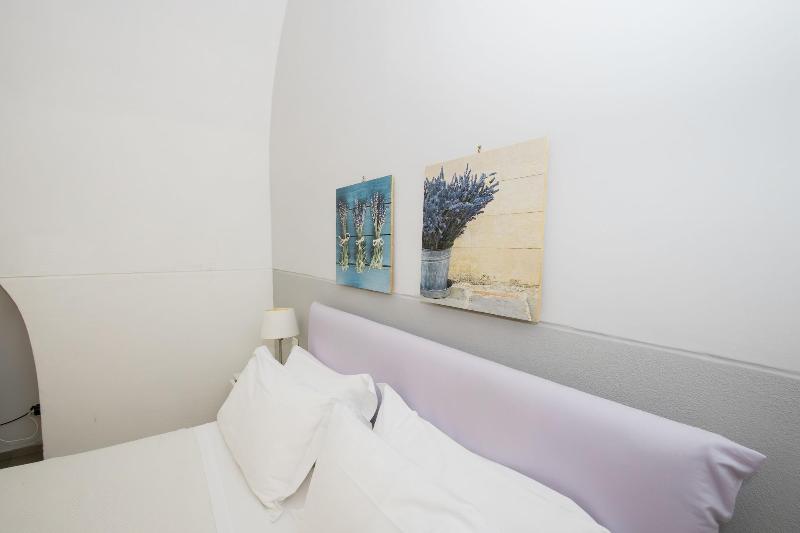 Le Tre Sorelle image