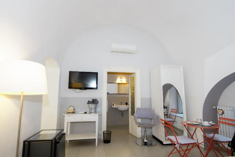 Le Tre Sorelle image