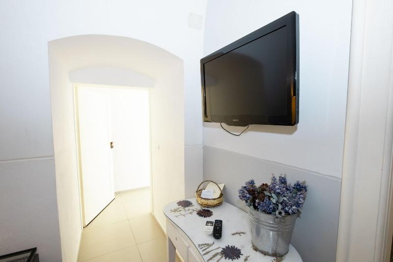 Le Tre Sorelle image