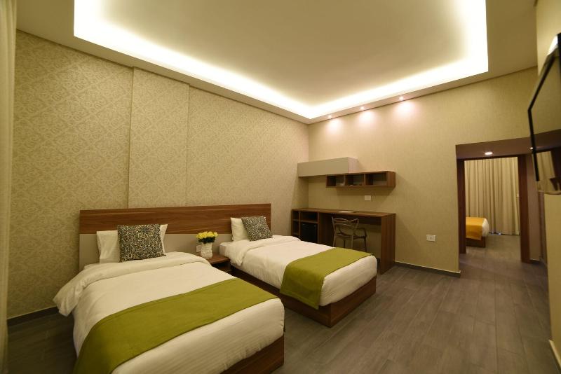 Via Verde Hotel image