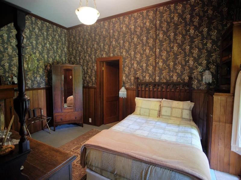 Wedgwood Manor And Glamping Retreat image