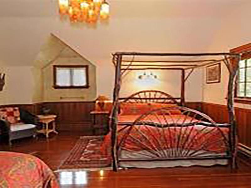 Wedgwood Manor And Glamping Retreat image