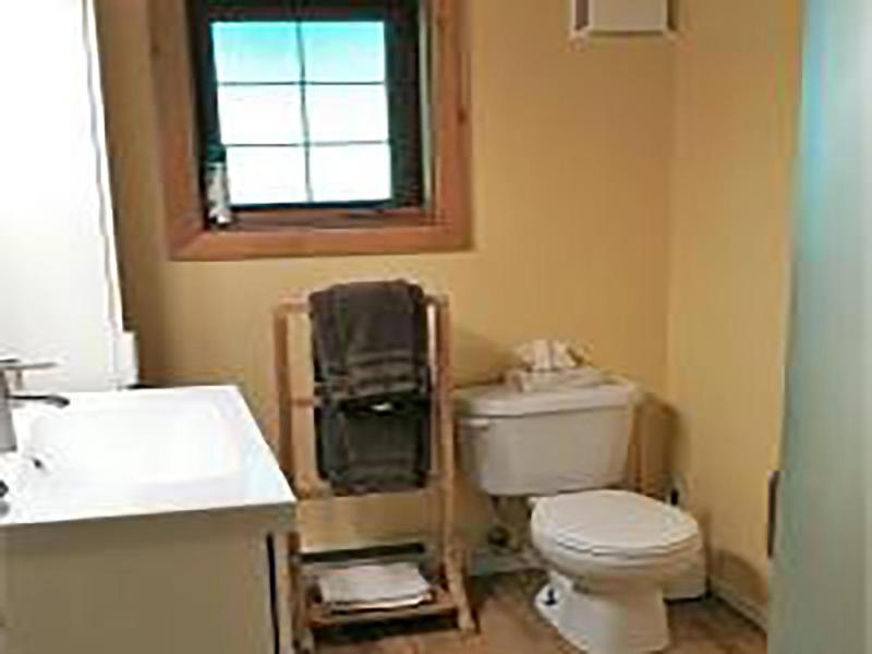 Wedgwood Manor And Glamping Retreat image