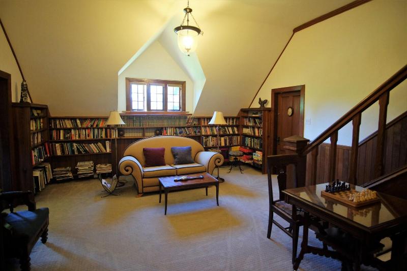 Wedgwood Manor And Glamping Retreat image
