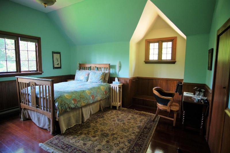 Wedgwood Manor And Glamping Retreat image