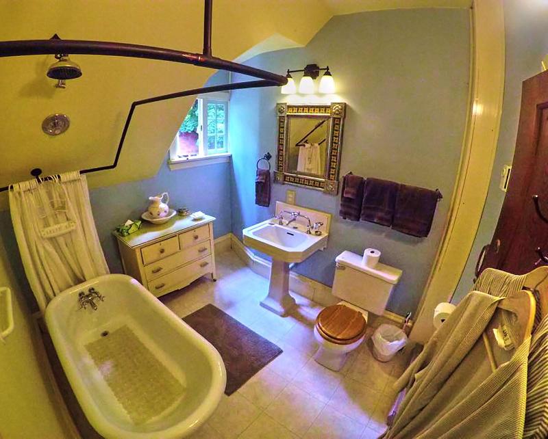 Wedgwood Manor And Glamping Retreat image