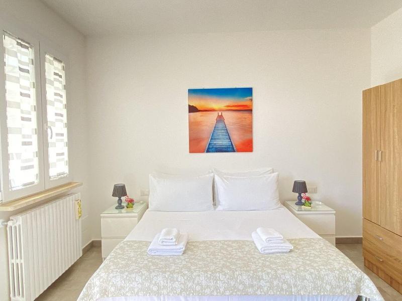 B&B Fellini image