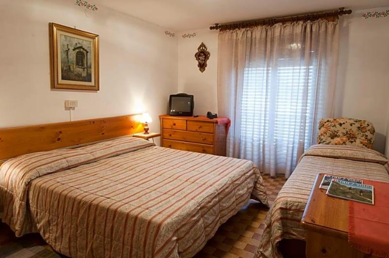 Albergo Castello Da Bonino image