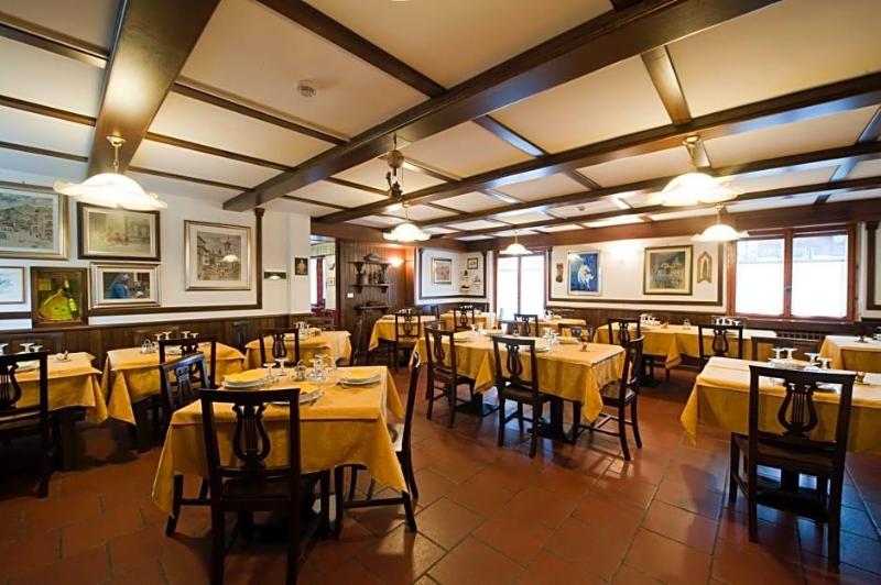 Albergo Castello Da Bonino image