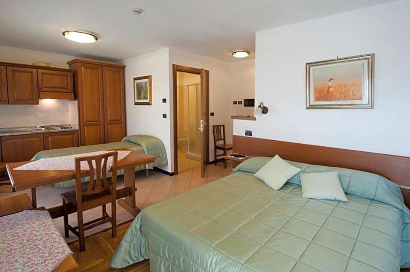 Albergo Castello Da Bonino image
